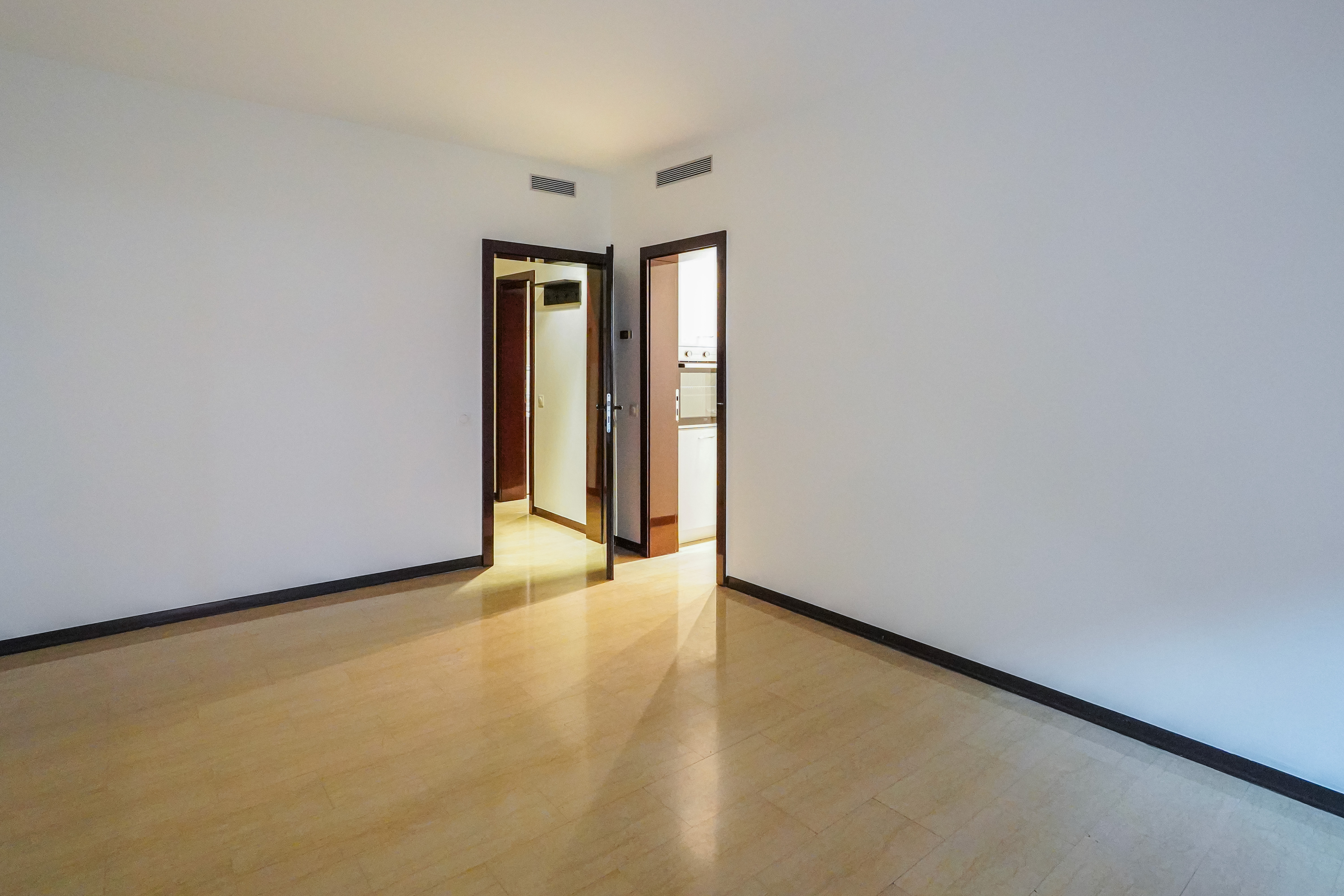 SOUS OFFRE - FONTVIEILLE - STUDIO - IDÉAL INVESTISSEMENT