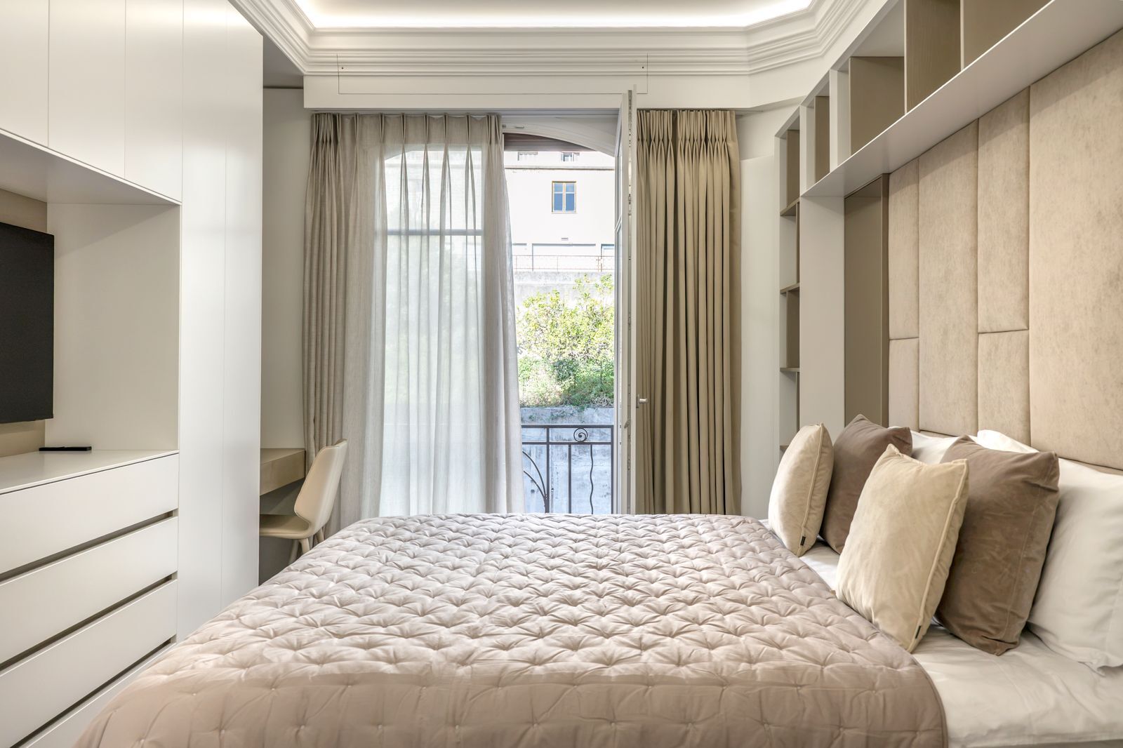 MONTE-CARLO – PALAIS MIRAMARE – 4 PIÈCES RÉNOVÉ AVEC VUE MER