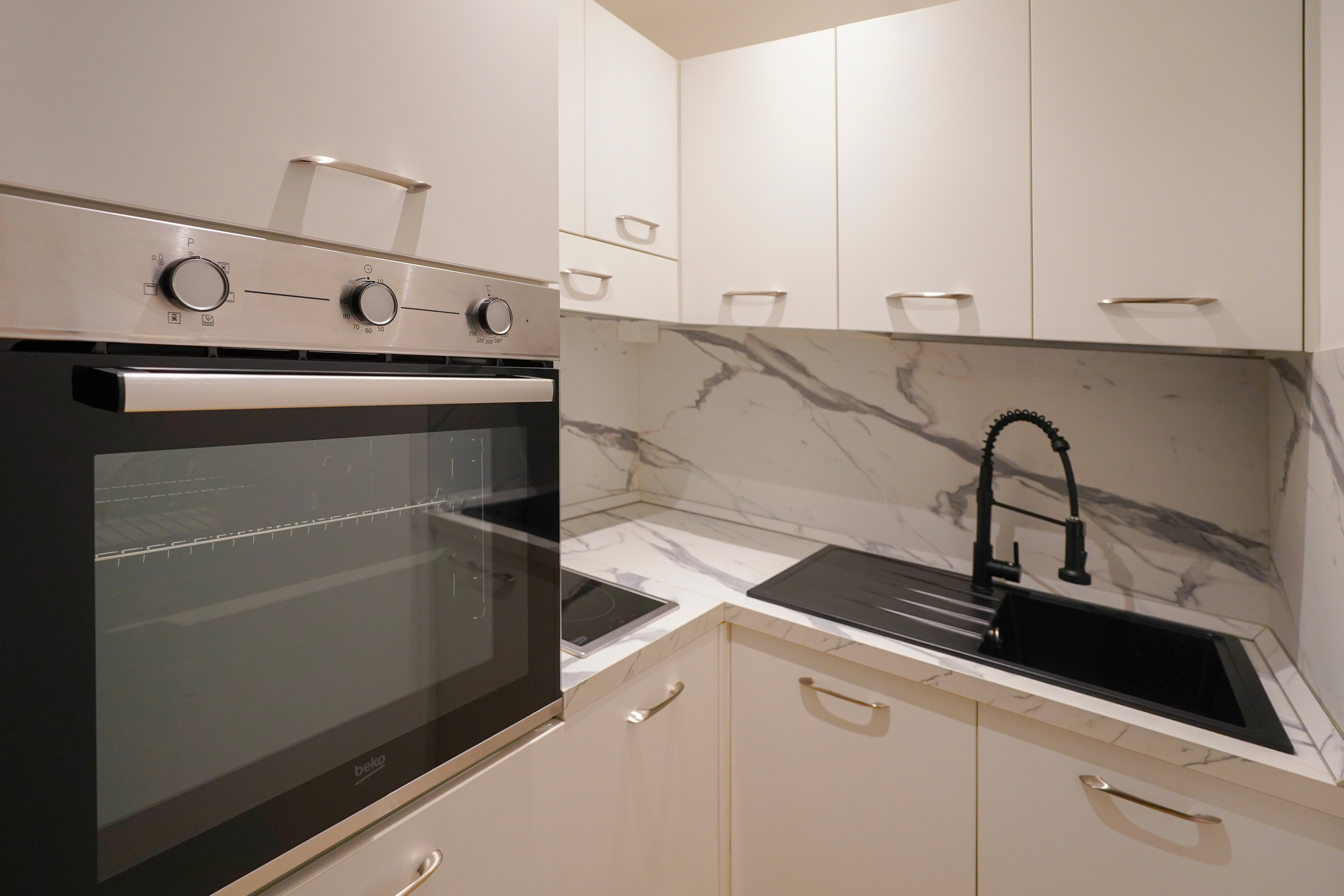 SOUS OFFRE - FONTVIEILLE - STUDIO - IDÉAL INVESTISSEMENT