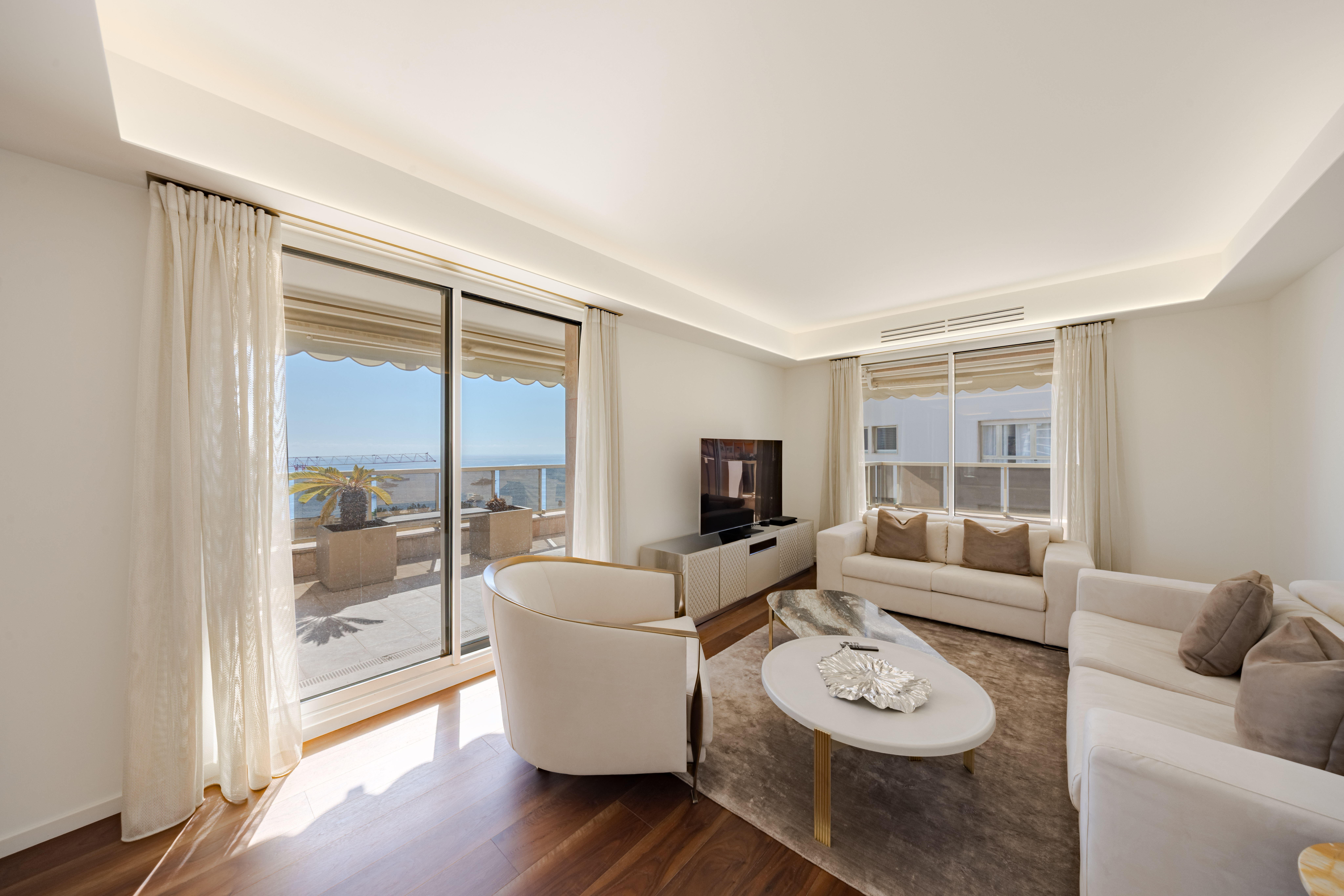 MAGNIFIQUE PENTHOUSE PROCHE DES PLAGES