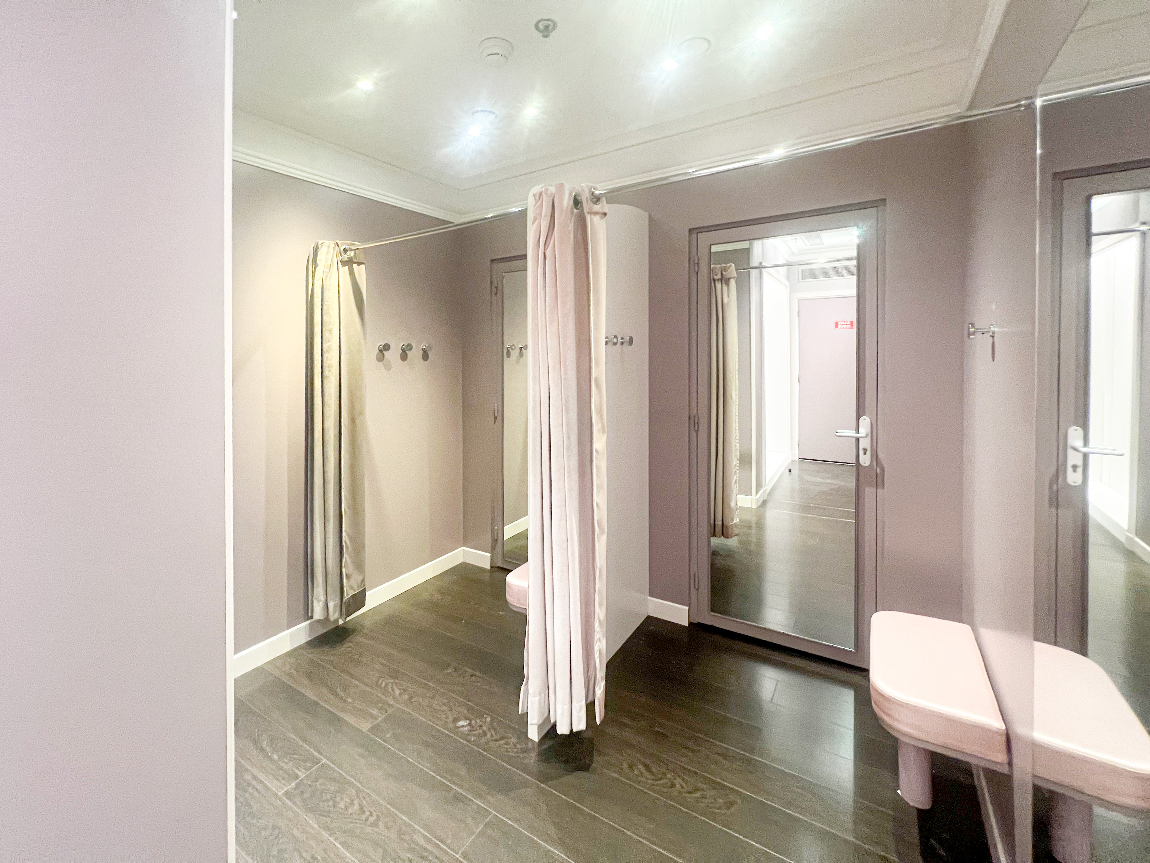 EXCEPTIONNEL - METROPOLE - LOCAL COMMERCIAL