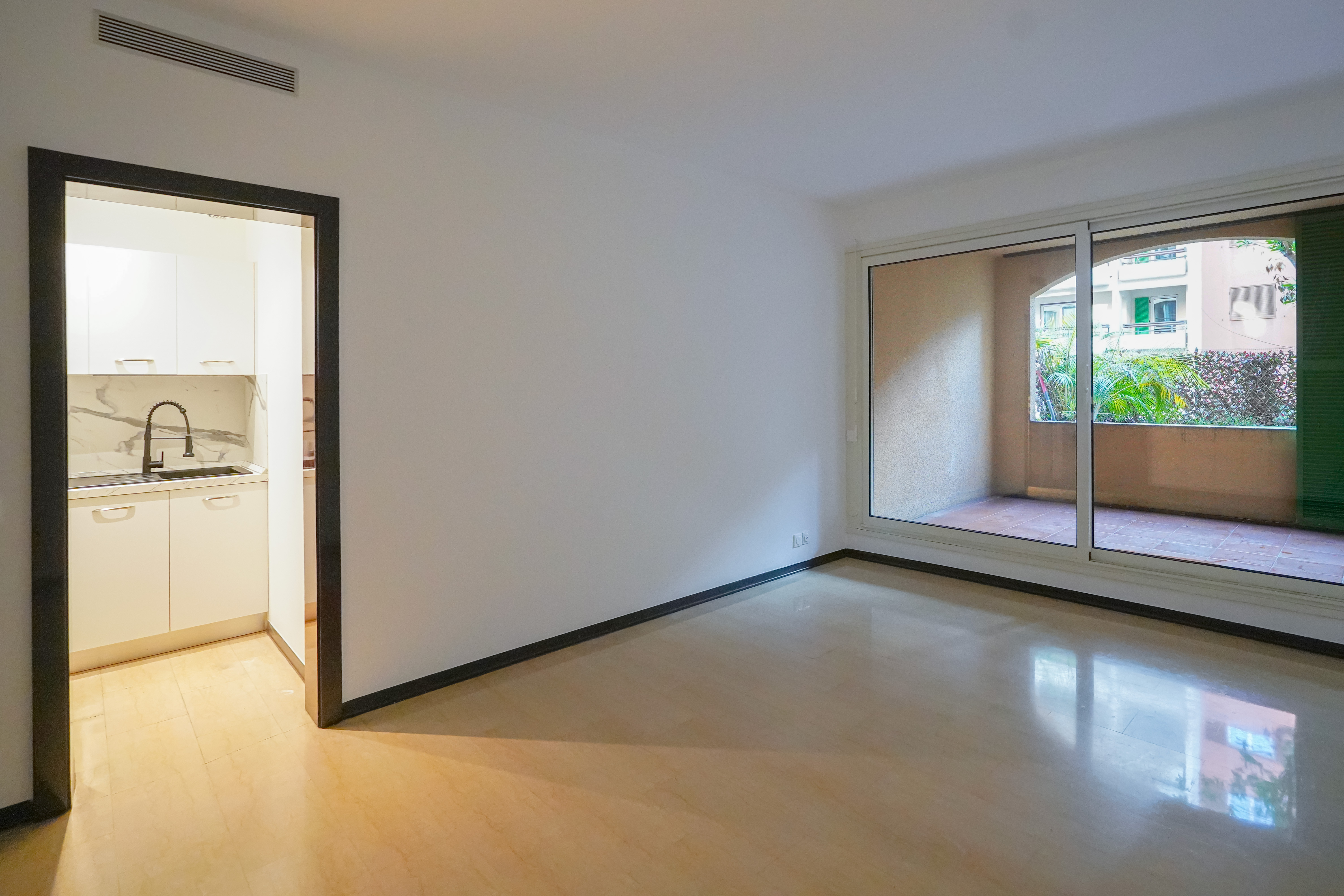 SOUS OFFRE - FONTVIEILLE - STUDIO - IDÉAL INVESTISSEMENT