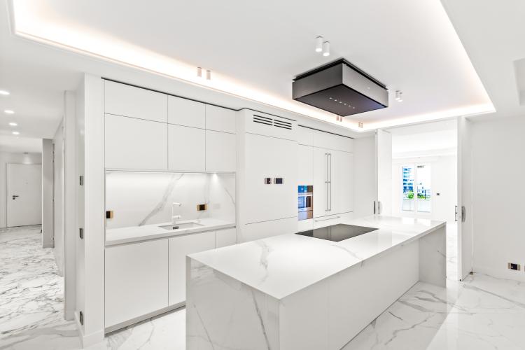 Résidence du Métropole – Élégant appartement de prestige de 3 chambres au cœur du Carré d’Or