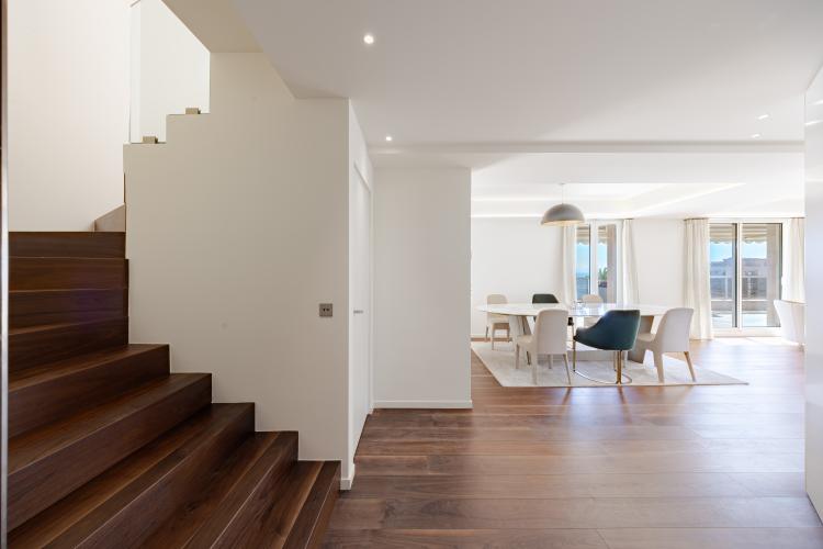MAGNIFIQUE PENTHOUSE PROCHE DES PLAGES