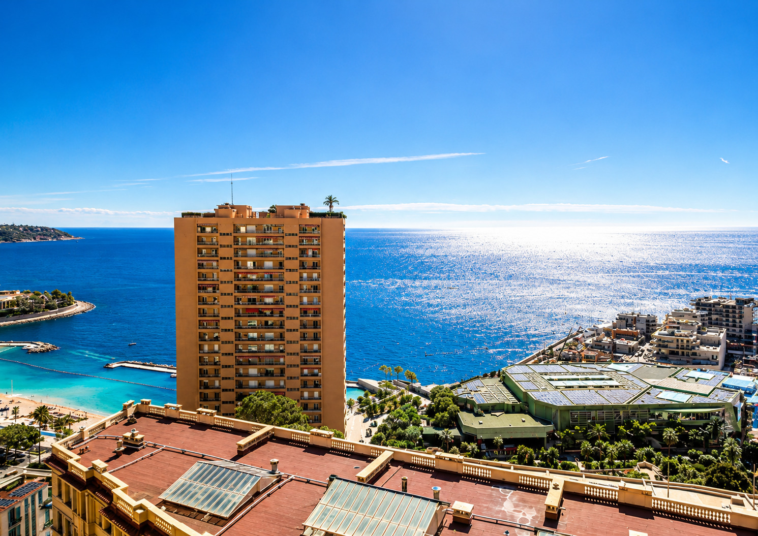MONTE-CARLO – 2P RÉNOVÉ AVEC VUE PANORAMIQUE – LE CONTINENTAL