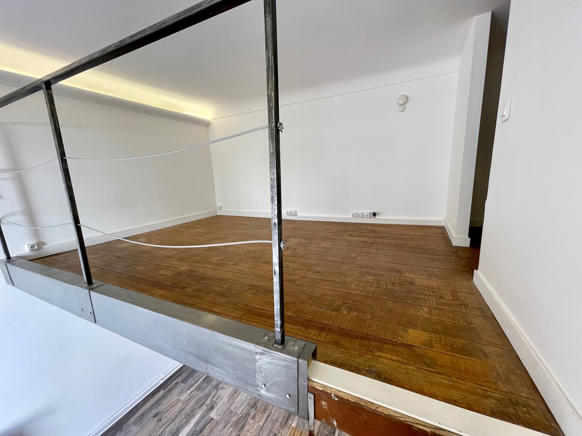 Carré d’Or – Palais de la Scala – Studio avec mezzanine, usage mixte