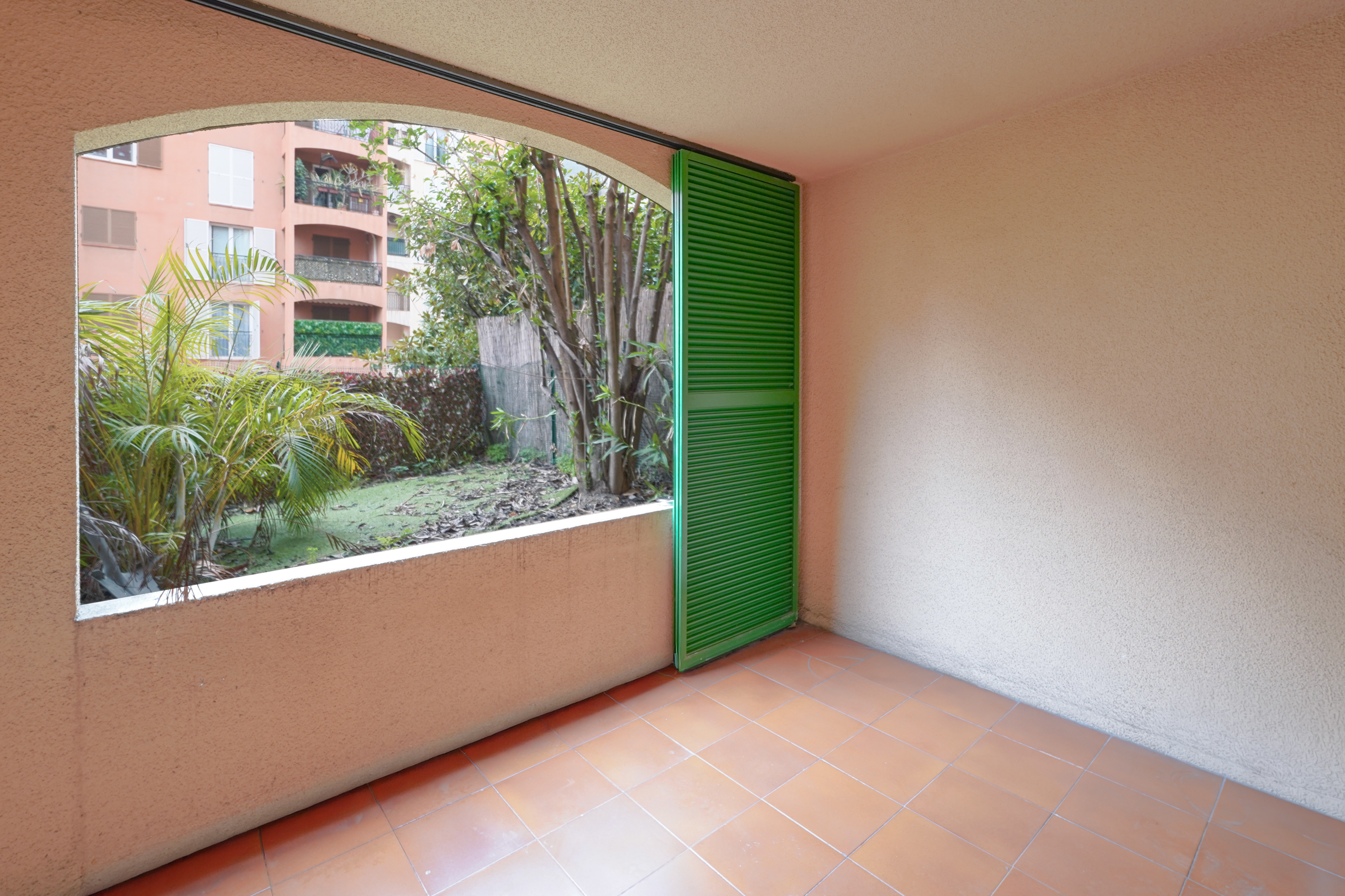 SOUS OFFRE - FONTVIEILLE - STUDIO - IDÉAL INVESTISSEMENT