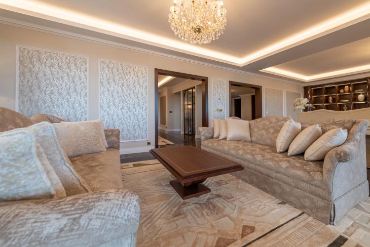VILLA DE ROME - APPARTEMENT DE MAITRE - ÉTAGE ENTIER
