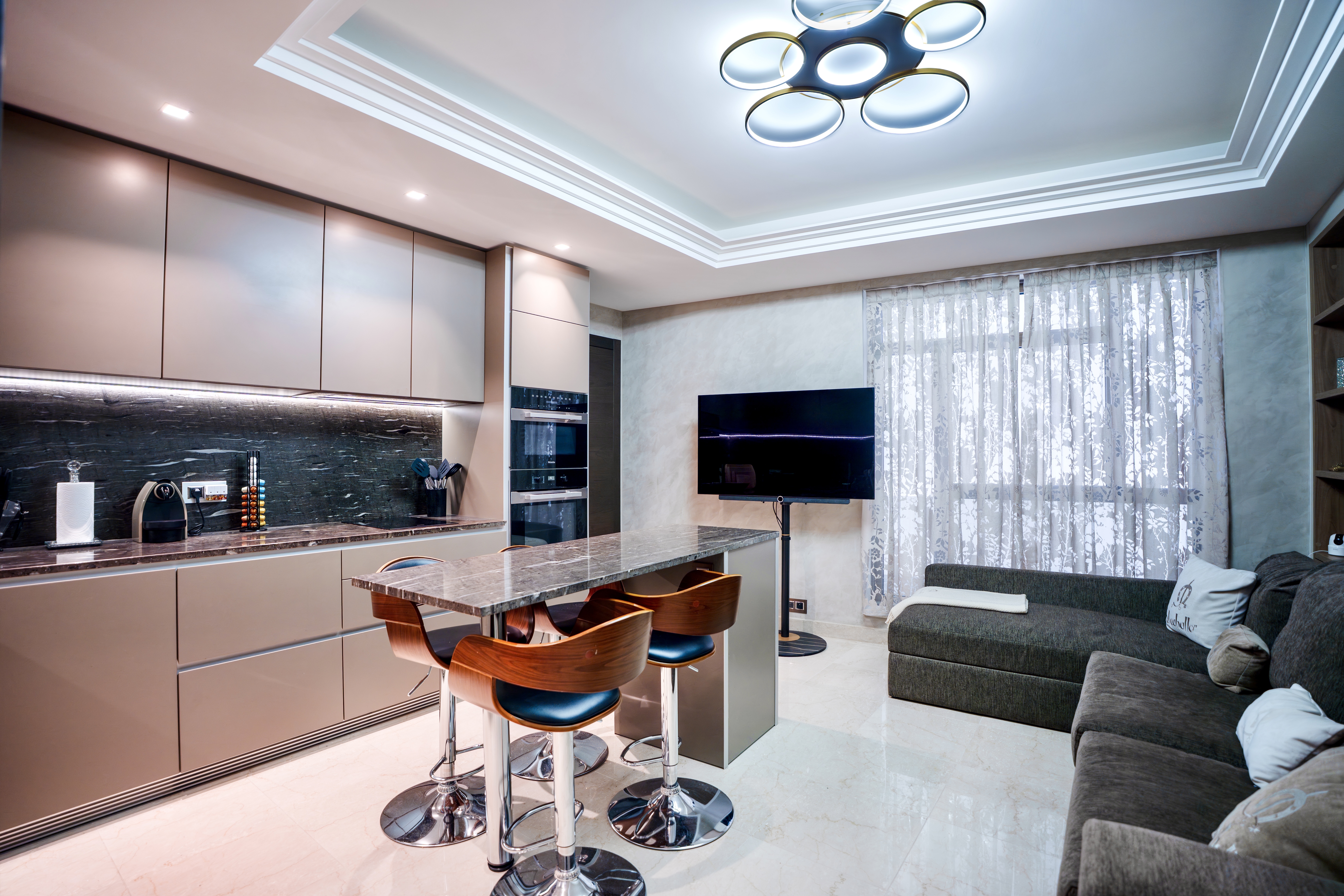 GRAND STUDIO DANS UNE RÉSIDENCE DE LUXE