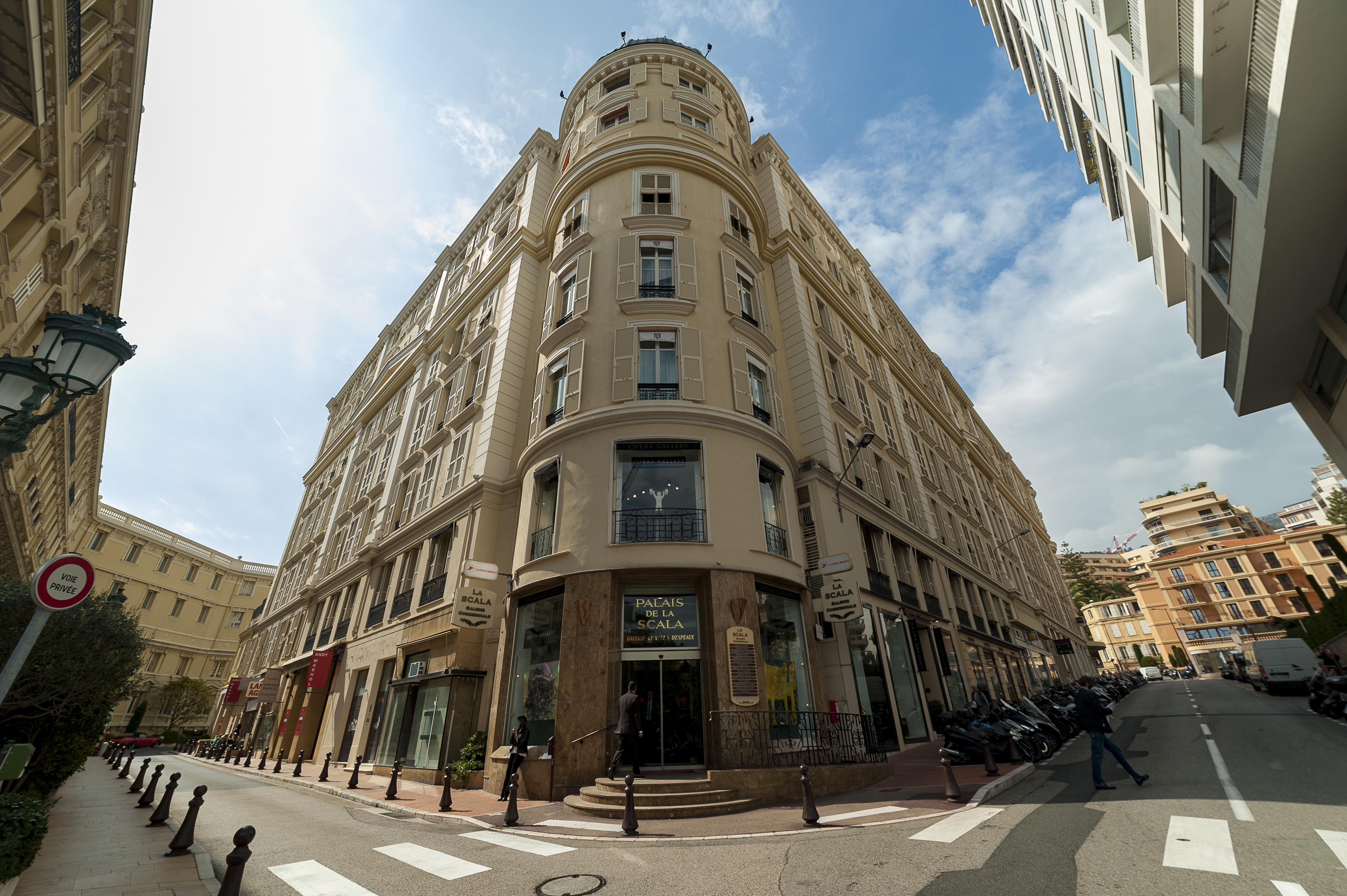 Carré d’Or – Palais de la Scala – Studio avec mezzanine, usage mixte