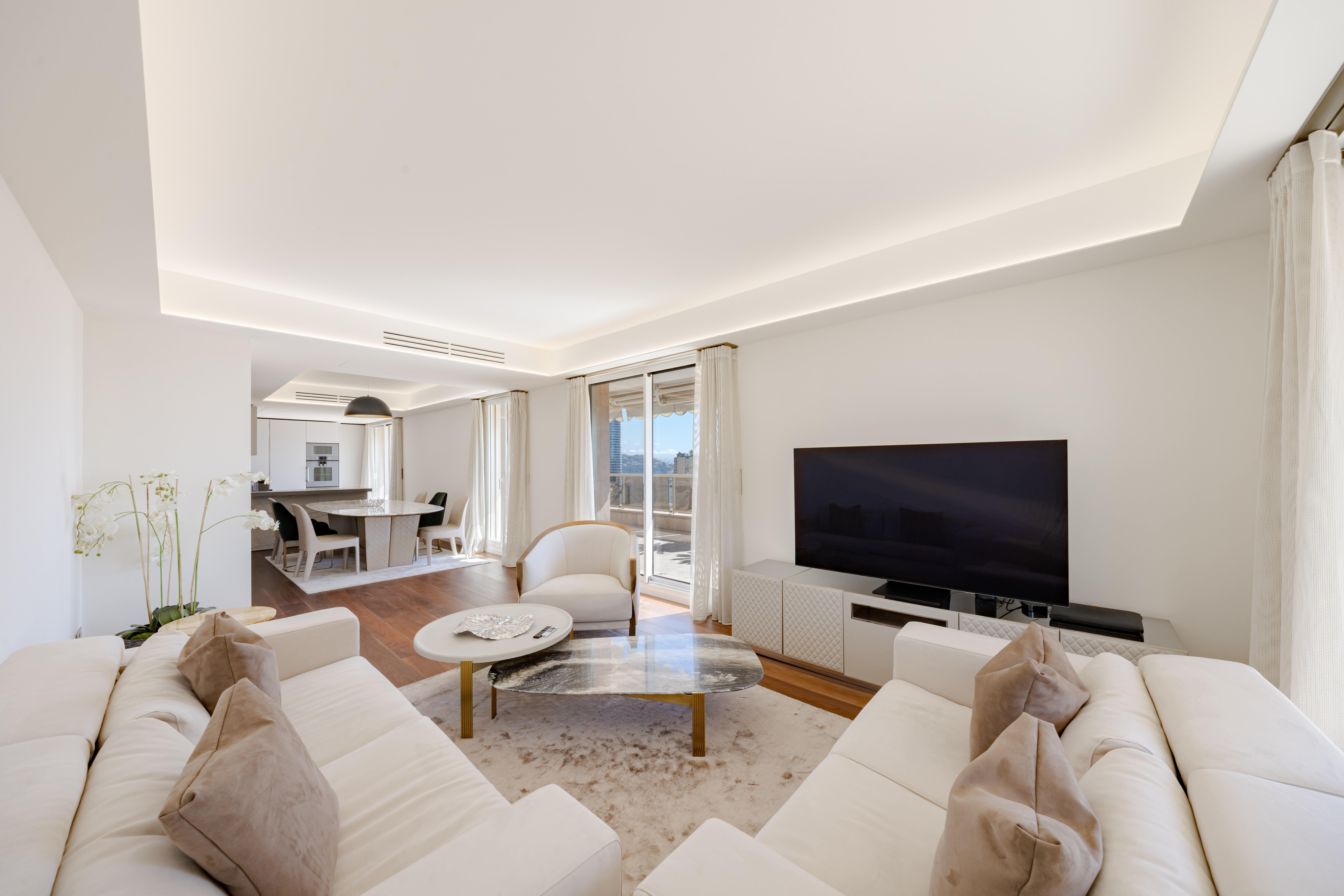 MAGNIFIQUE PENTHOUSE PROCHE DES PLAGES