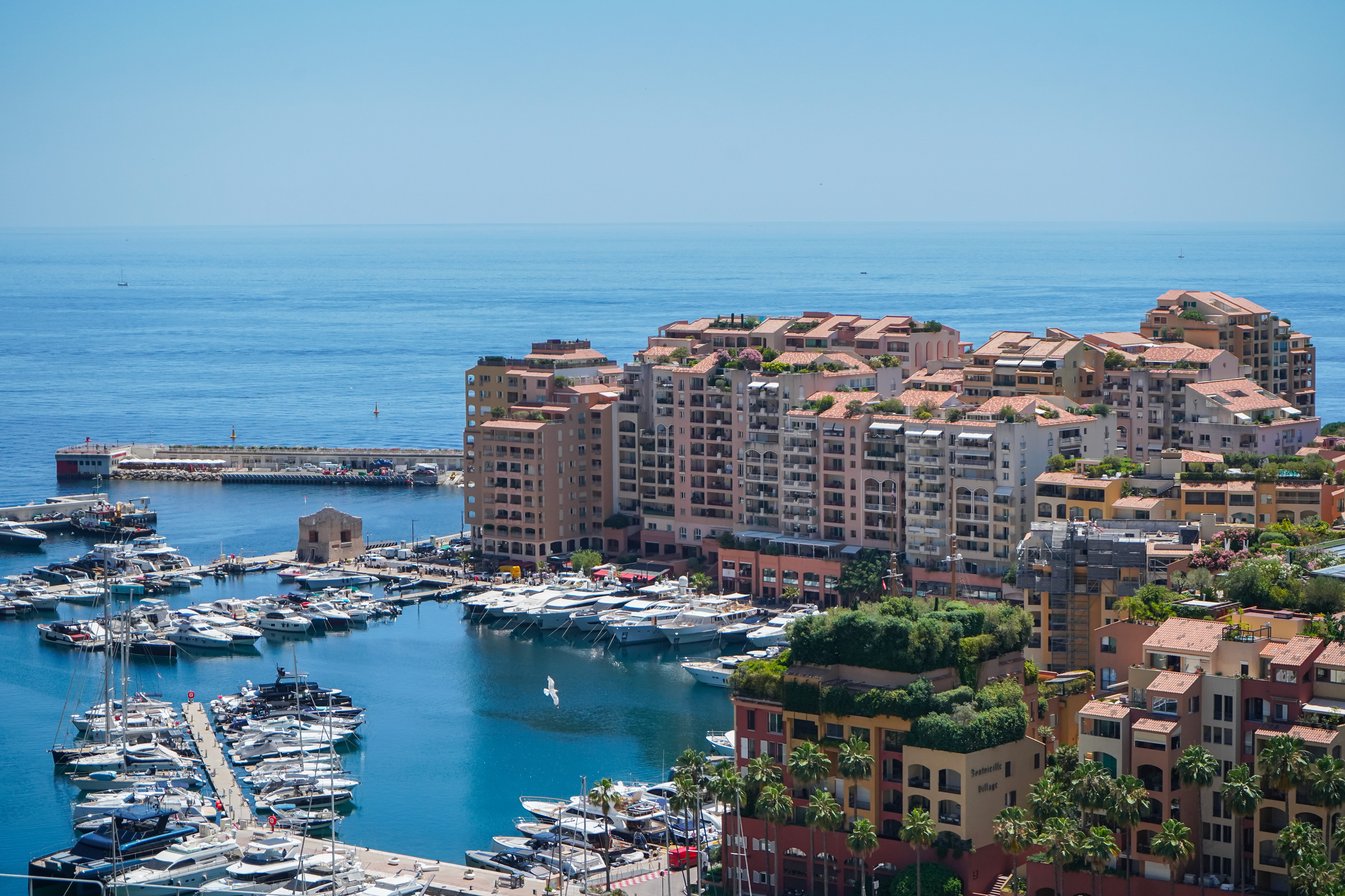 PORT DE FONTVIEILLE -  STUDIO AVEC APERÇU MER