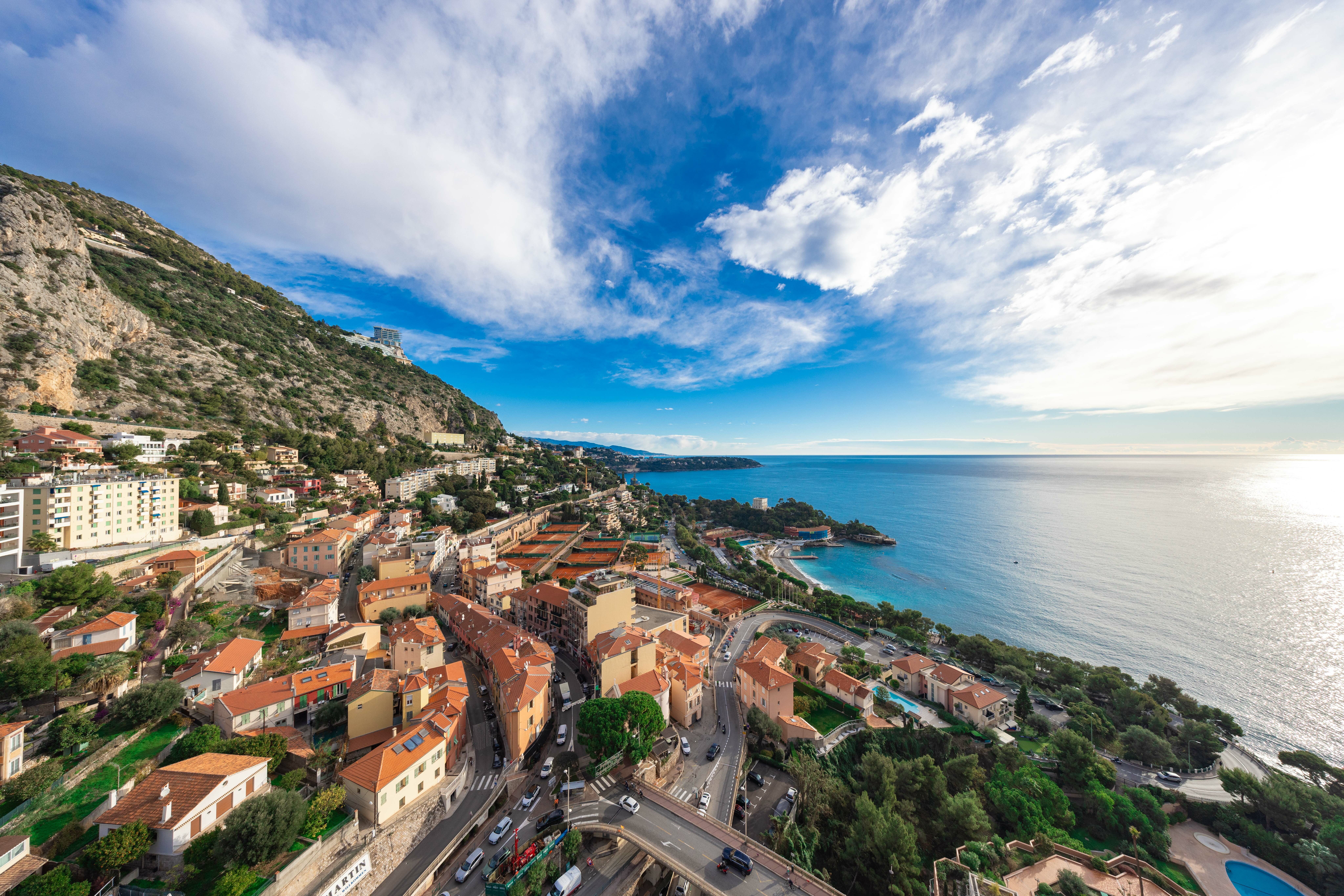 MAGNIFIQUE 2 PIECES VUE MER RENOVE