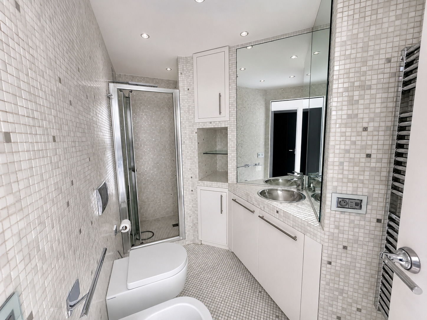 Parc Saint Roman – Duplex en dernier étage, trois chambres et vue mer