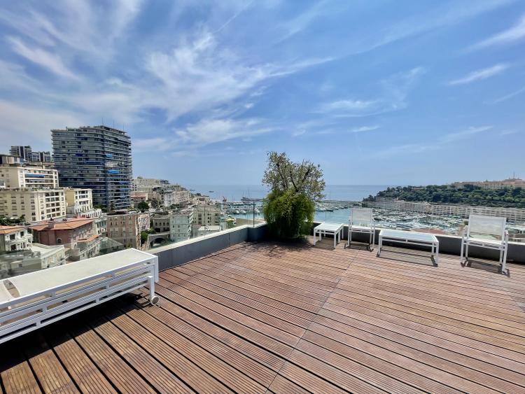 Magnifique Triplex Penthouse avec vue sur le port Hercule