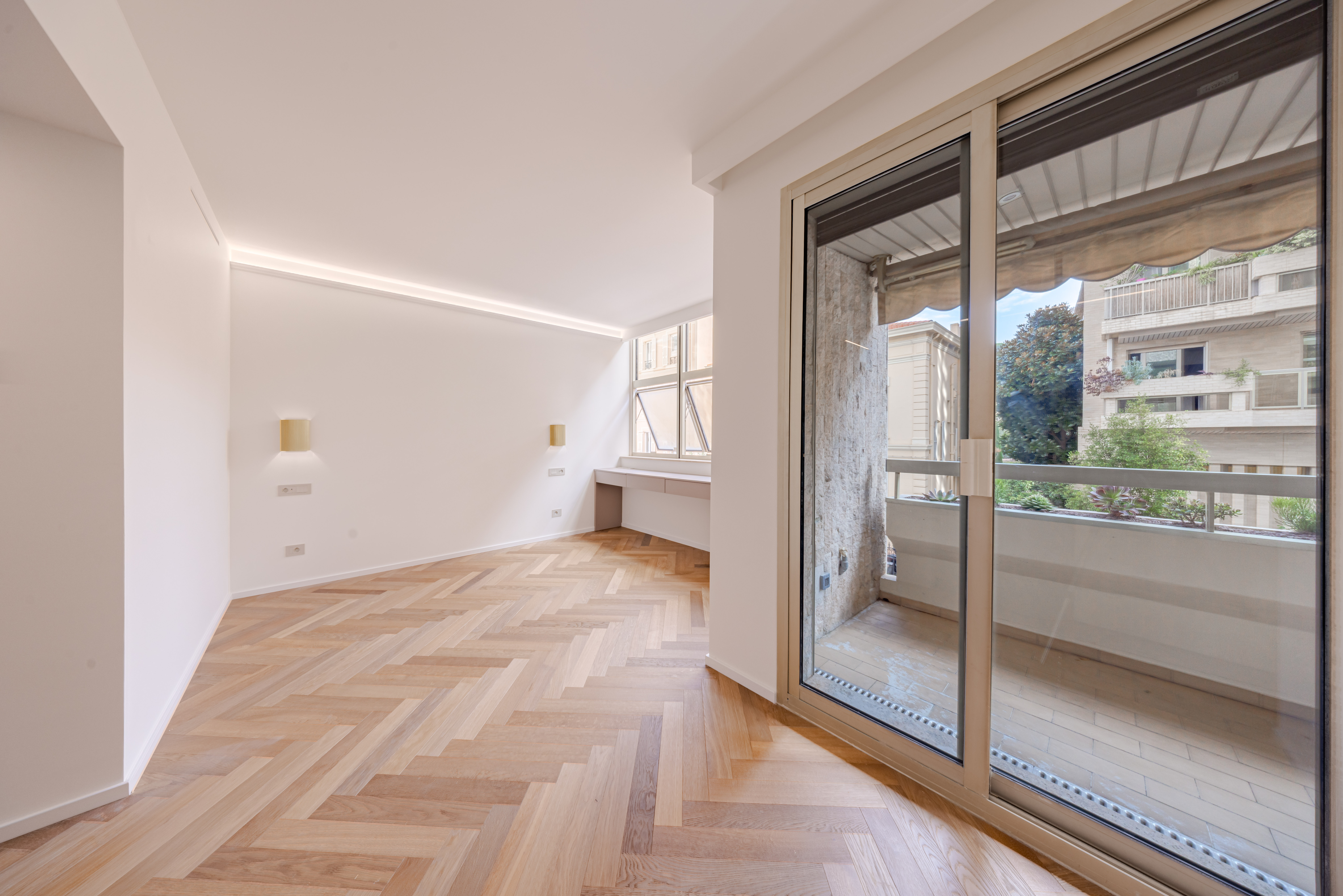 APPARTEMENT USAGE MIXTE PORT