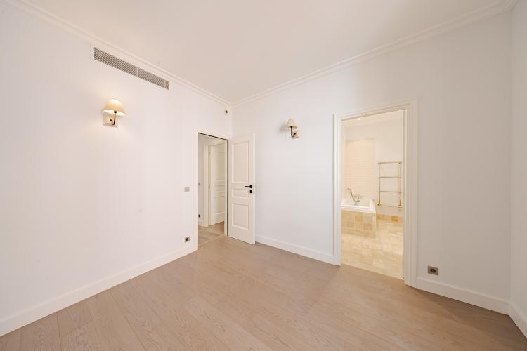 MAGNIFIQUE 2 CHAMBRES SUR LE ROCHER