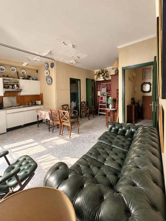 Joli studio à rénover - fort potentiel