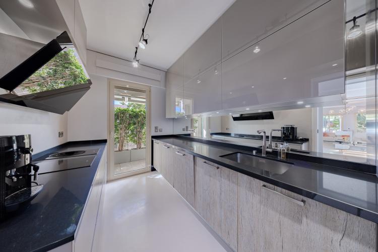 MAGNIFIQUE PENTHOUSE RENOVE