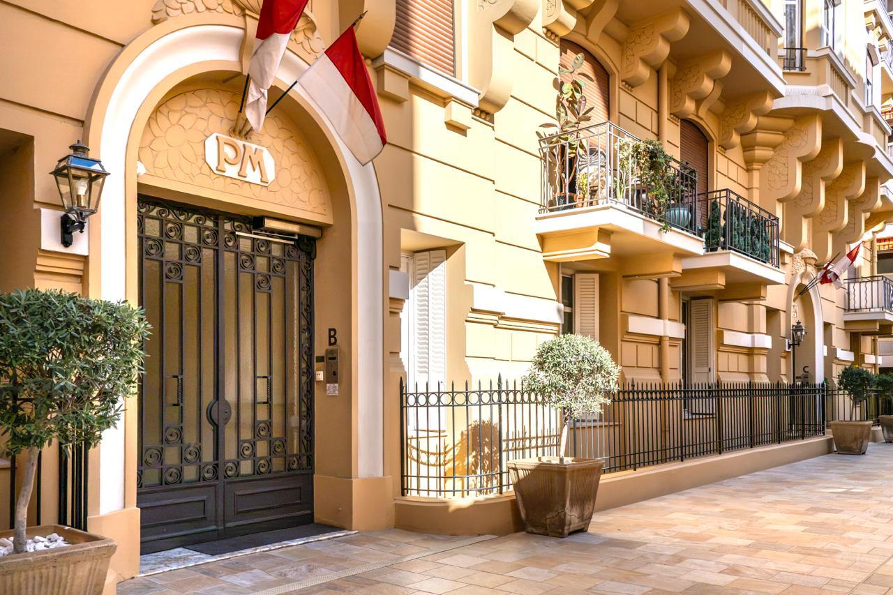 MONTE-CARLO – PALAIS MIRAMARE – 4 PIÈCES RÉNOVÉ AVEC VUE MER