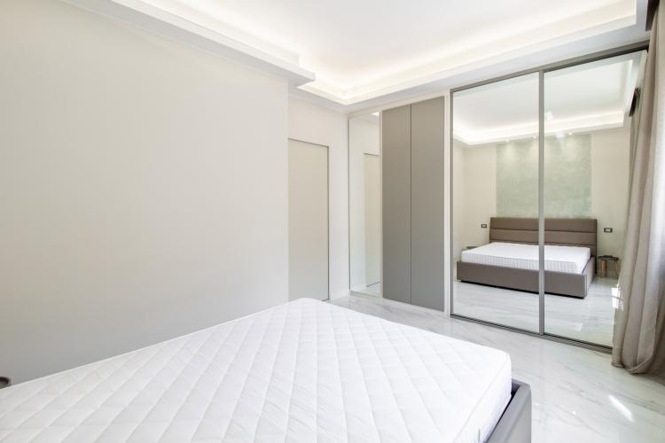 Le Continental: Appartement de 2 Pièces Rénové & Meublé