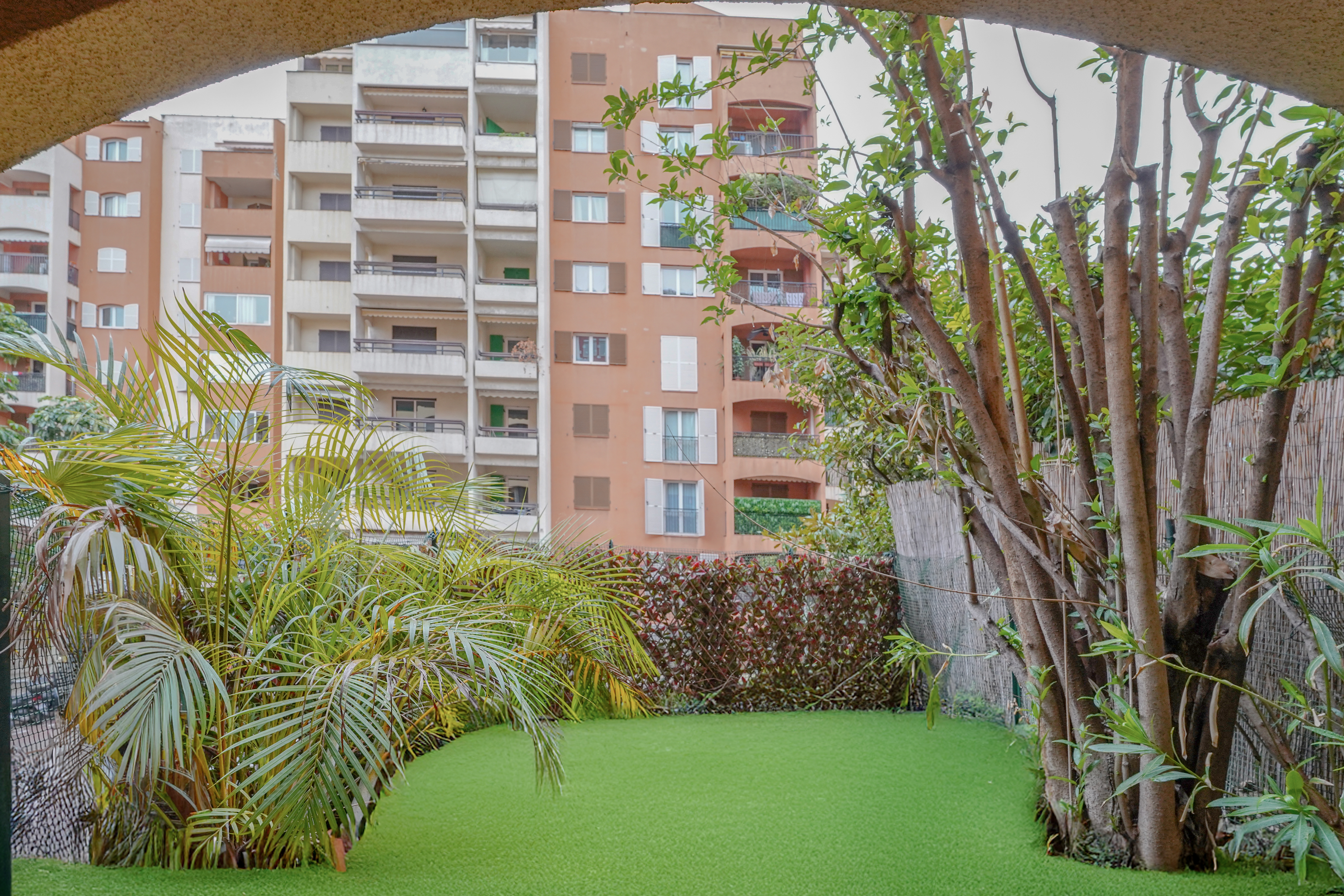 SOUS OFFRE - FONTVIEILLE - STUDIO - IDÉAL INVESTISSEMENT