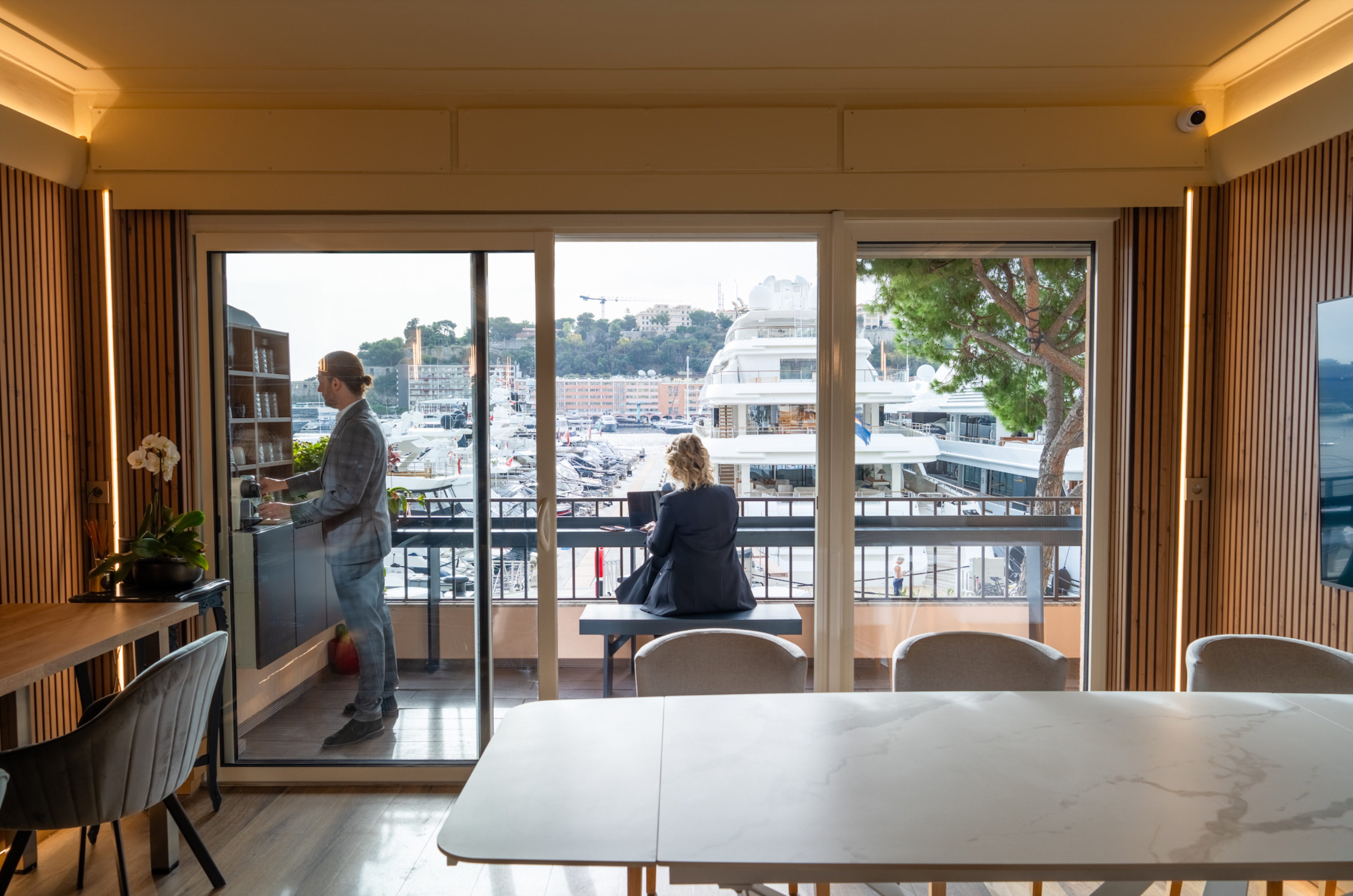 PORT HERCULE: bureau de 25 m2 en location
