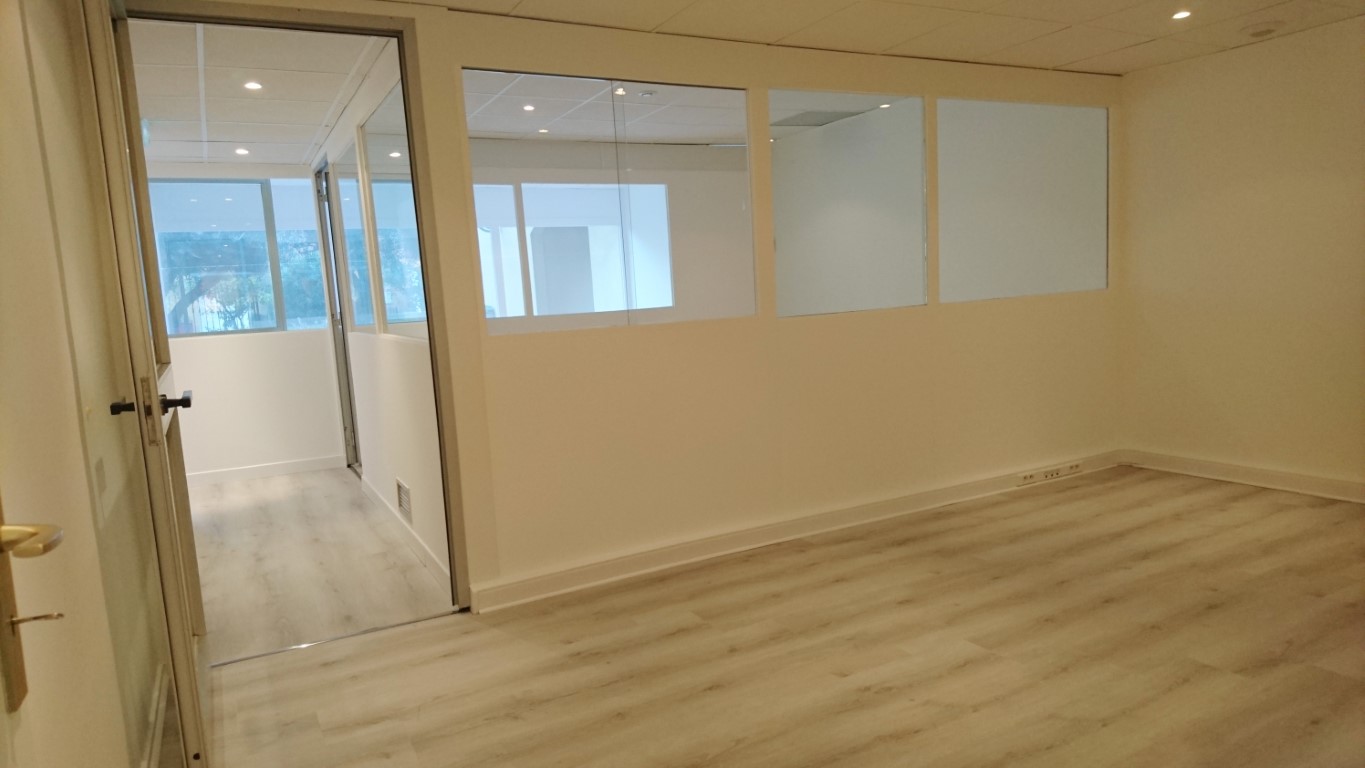 FONTVIEILLE - BUREAU - TITIEN