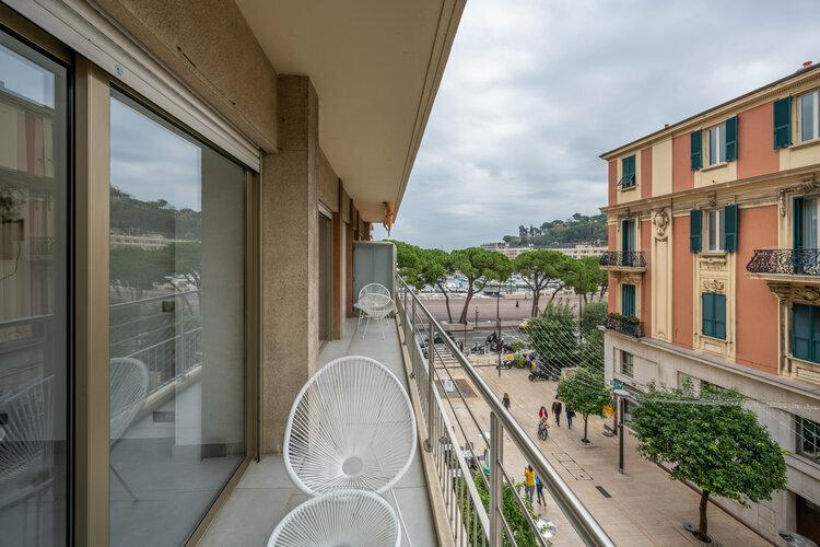 PORT DE MONACO - RENOVÉ - 3 PIECES- LE PETREL