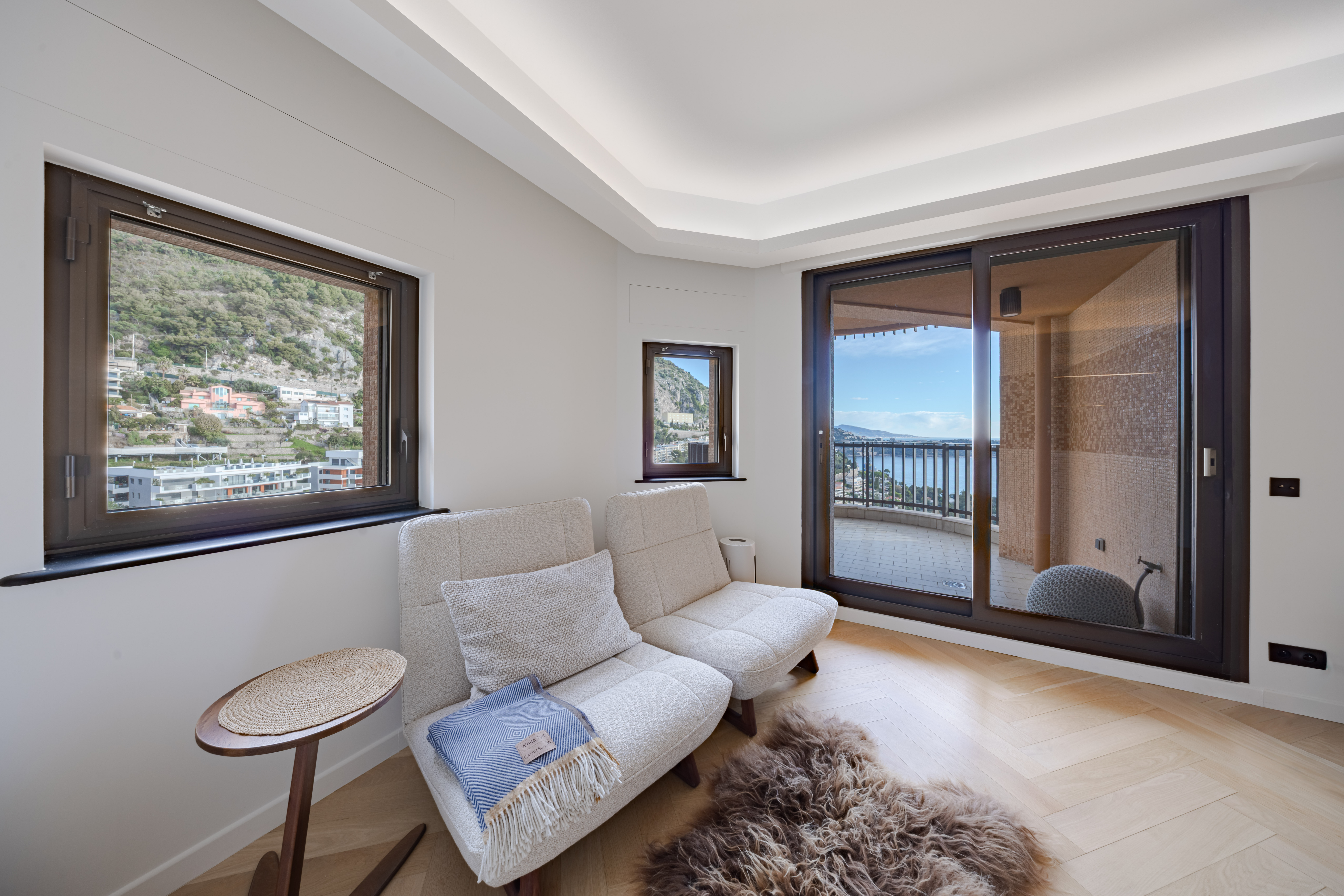 MAGNIFIQUE 2 PIECES VUE MER RENOVE