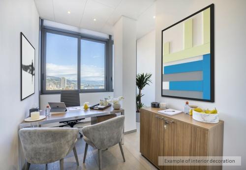 Silencieux bureau indépendant dans un espace de coworking sur les hauteurs de Monaco
