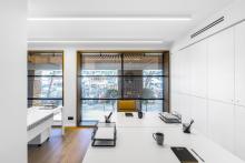 PORT HERCULE: bureau de 25m2 en location