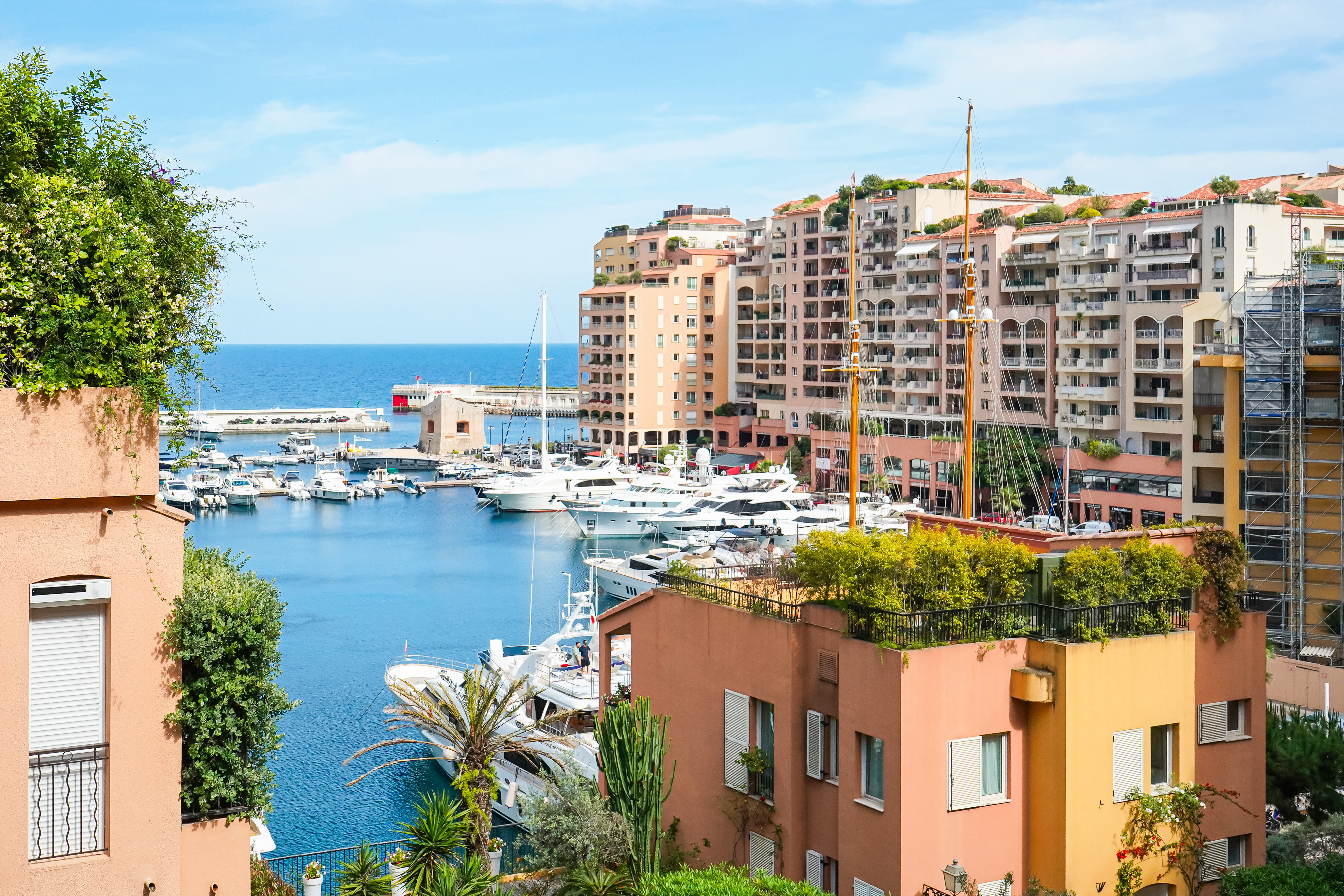 PORT DE FONTVIEILLE -  STUDIO AVEC APERÇU MER