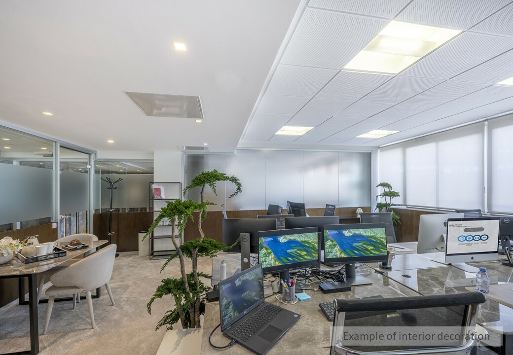 V0l0e_thales-bureau-3-assis-texte--1642628525.jpg