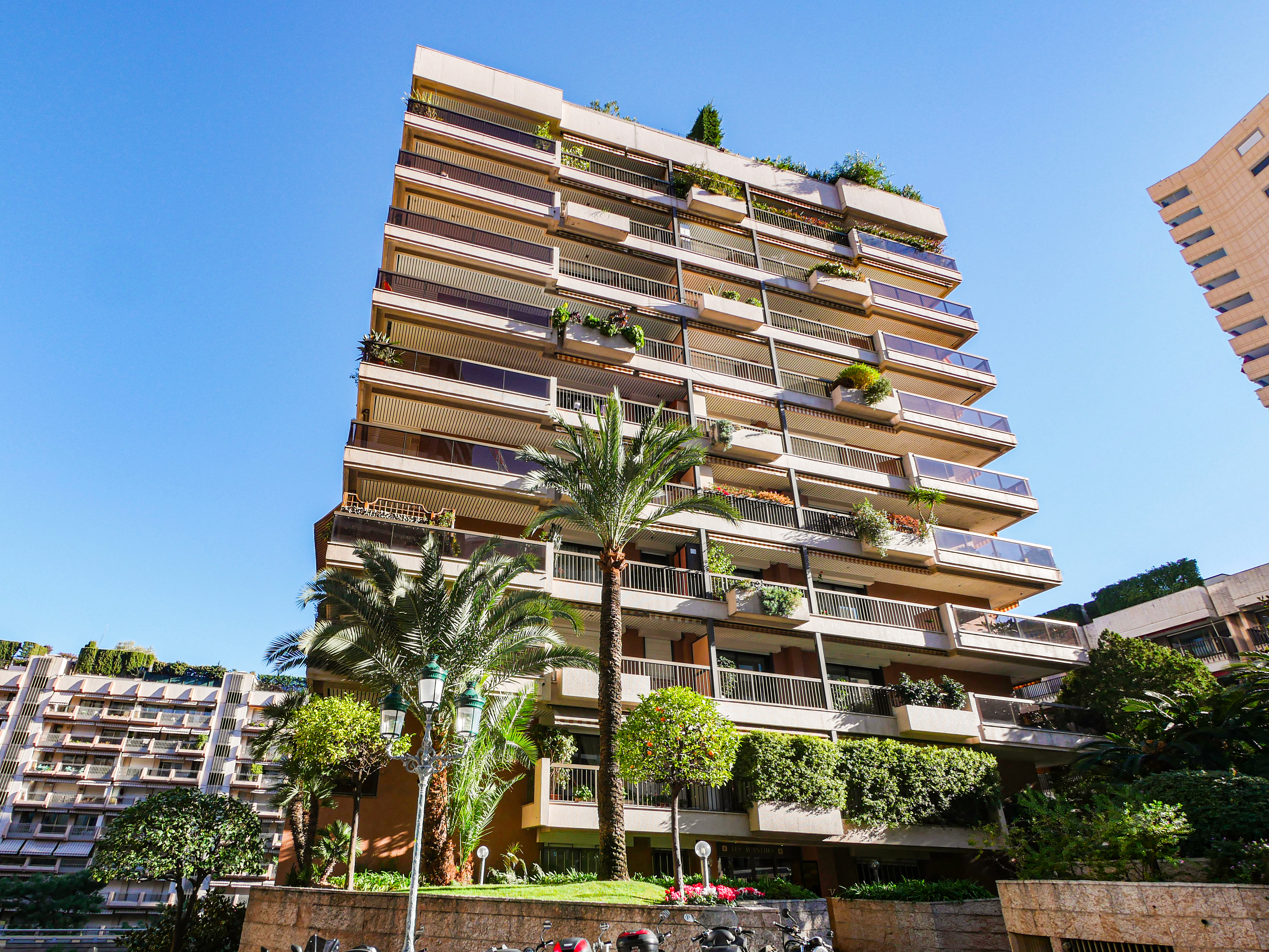CARRÉ D'OR - LES ACANTHES - 3/4 PIÈCES RÉNOVÉ