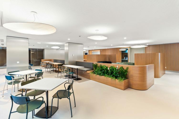 Fontvieille: Bureaux entièrement renovés